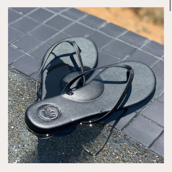 SOLEI SEA Revolve Indie Women’s Stylish Black Sandals Arch Support Sandal, NWT - Picture 2 of 8